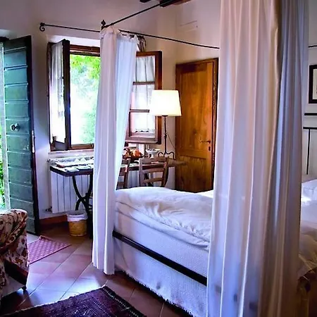 Couette-café Le Traverse 4*